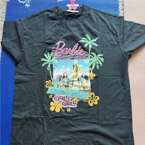 Barbie Black Graphic Adult T-Shirt Cali Girl Forvever 21. NWT
